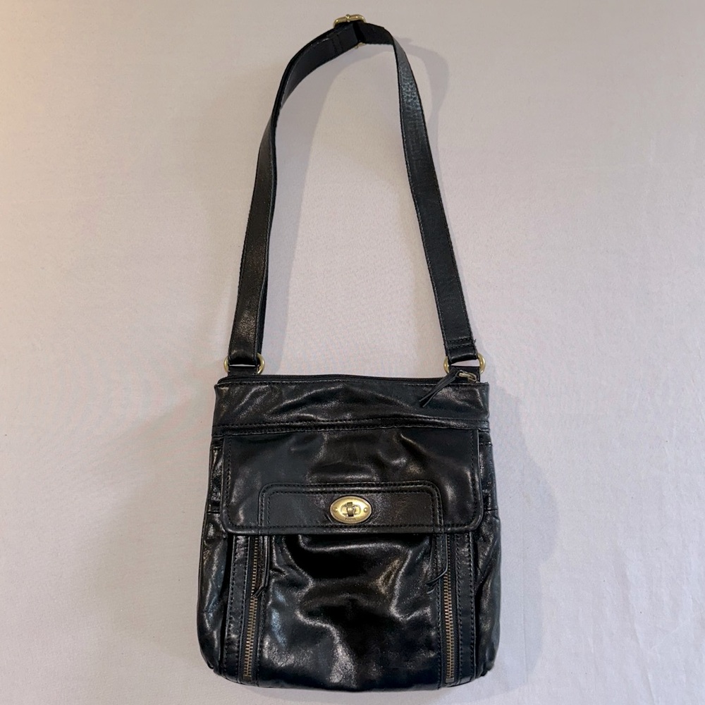 Fossil • Black Lamb Leather Stanton Crossbody Multi-Pocket Adjustable Versatile